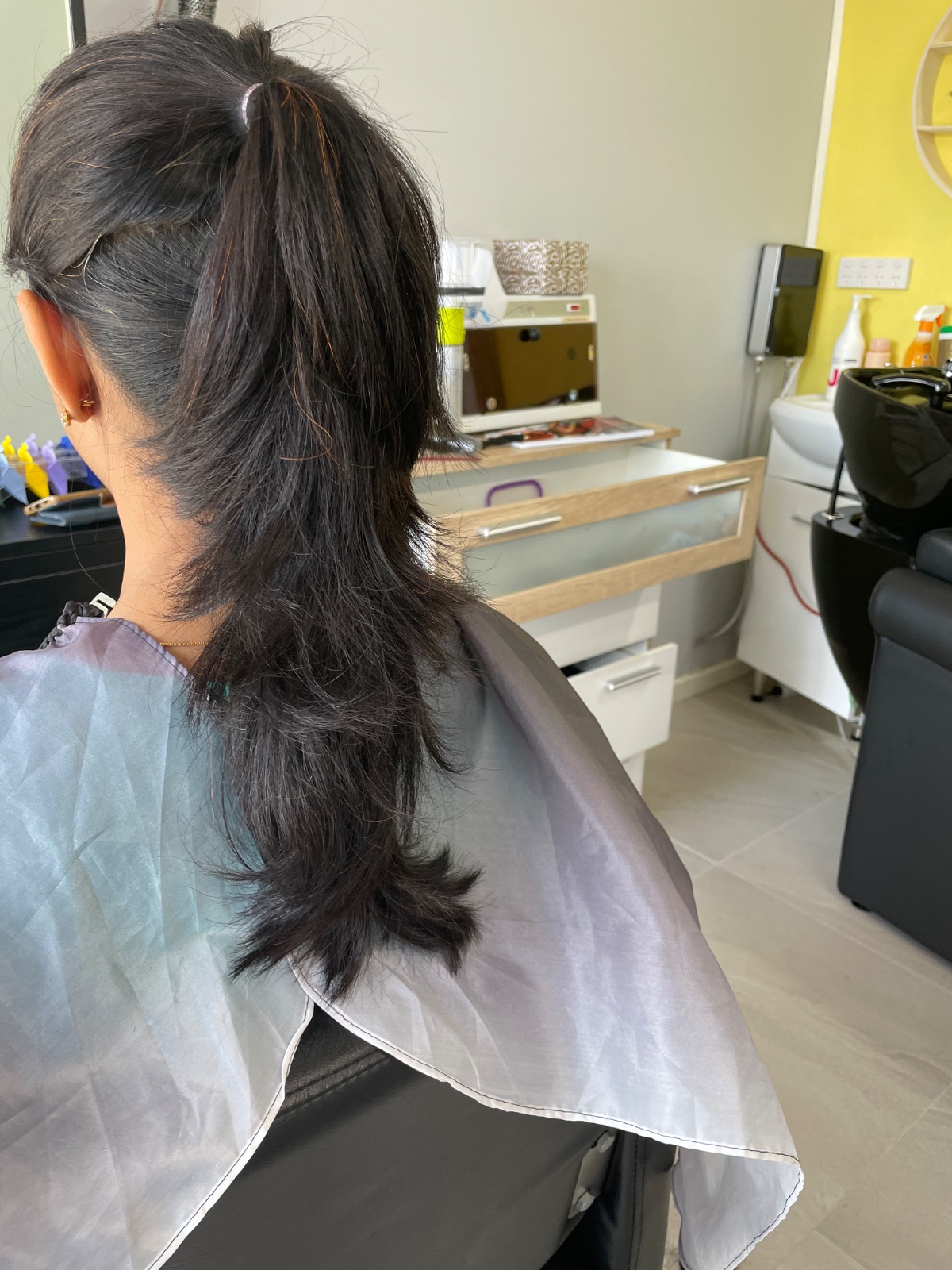 Long hair with side parting and loose layers 🌸 Suitable for everyday wear